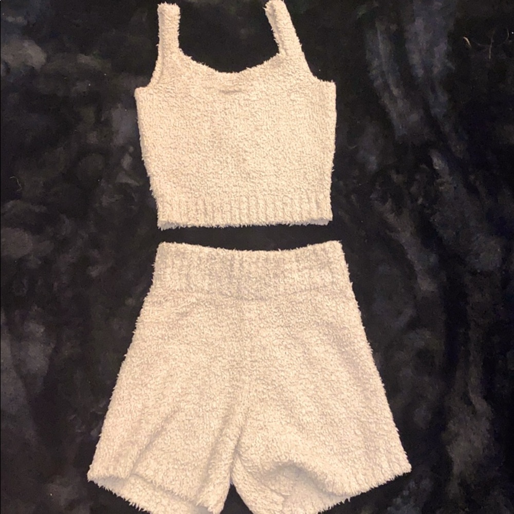 COPY - Skims Cozy tank & Shorts set